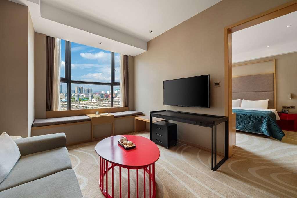 צ'נגדו Ramada Encore Jintang חדר תמונה