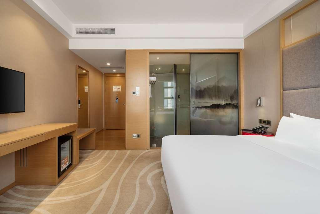 צ'נגדו Ramada Encore Jintang חדר תמונה