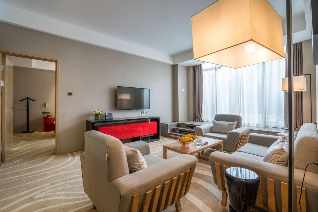 צ'נגדו Ramada Encore Jintang מראה חיצוני תמונה